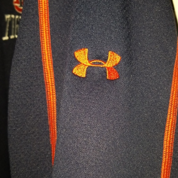 Auburn University Under Armour zippered pull over - Picture 4 of 4